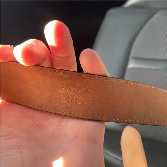 Grey LV belt - Picture 2 of 4